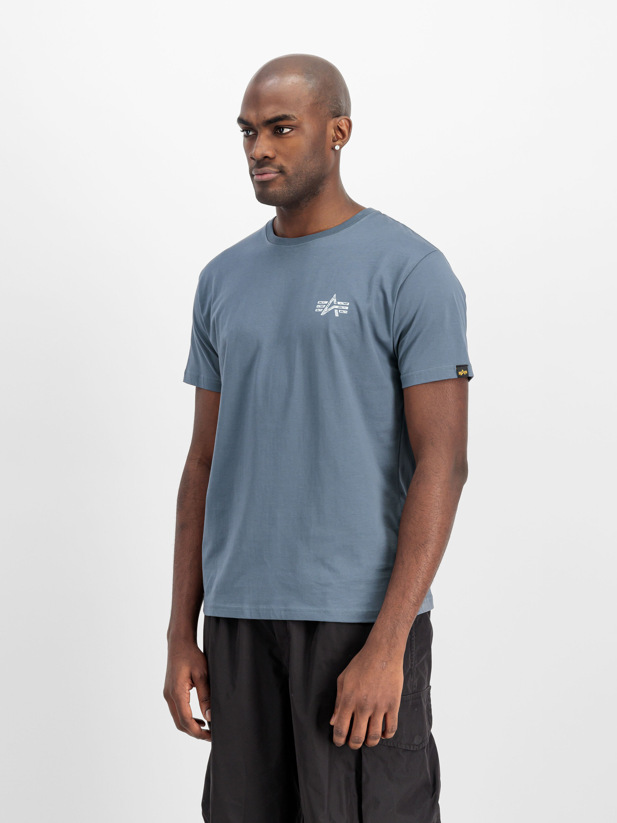 Signature Backprint T-Shirt denim blue 148516_439_2_model_00002_160327