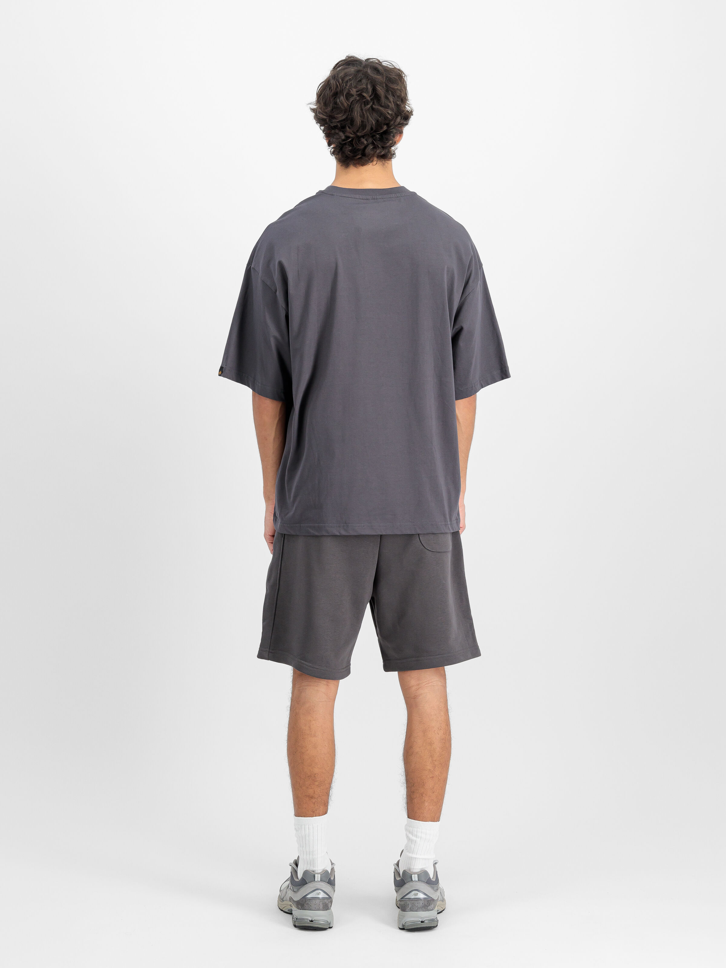 Studio Edition Short vintage grey 156369_684_2_model_00002_139450