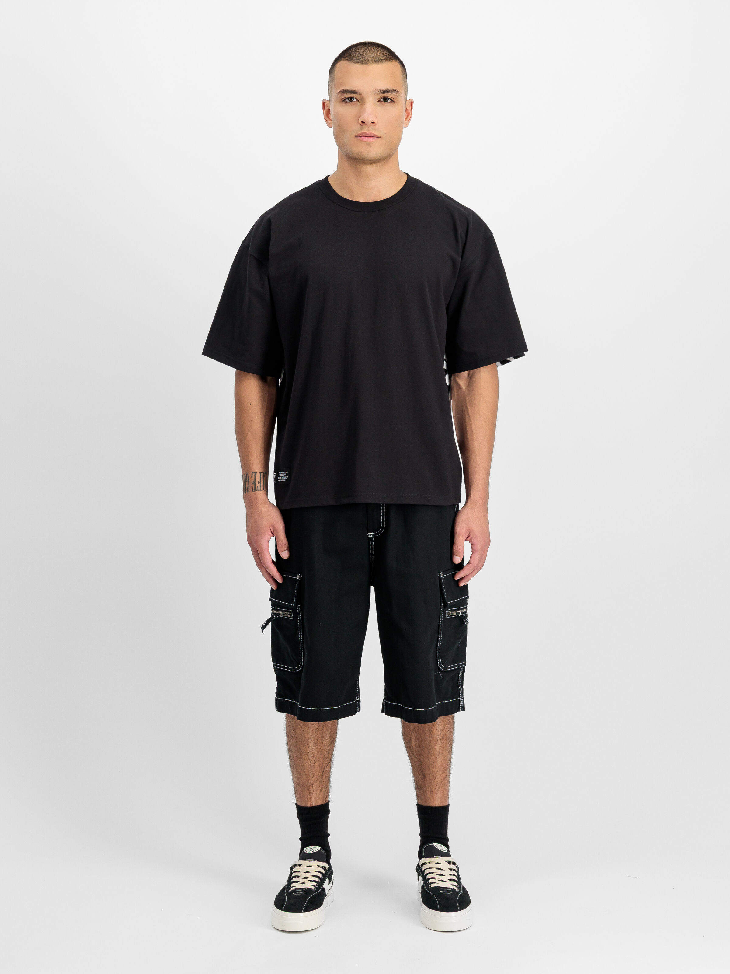 Balaclava Unisex Backprint T-Shirt black 266504_03_2_model_00001_212013