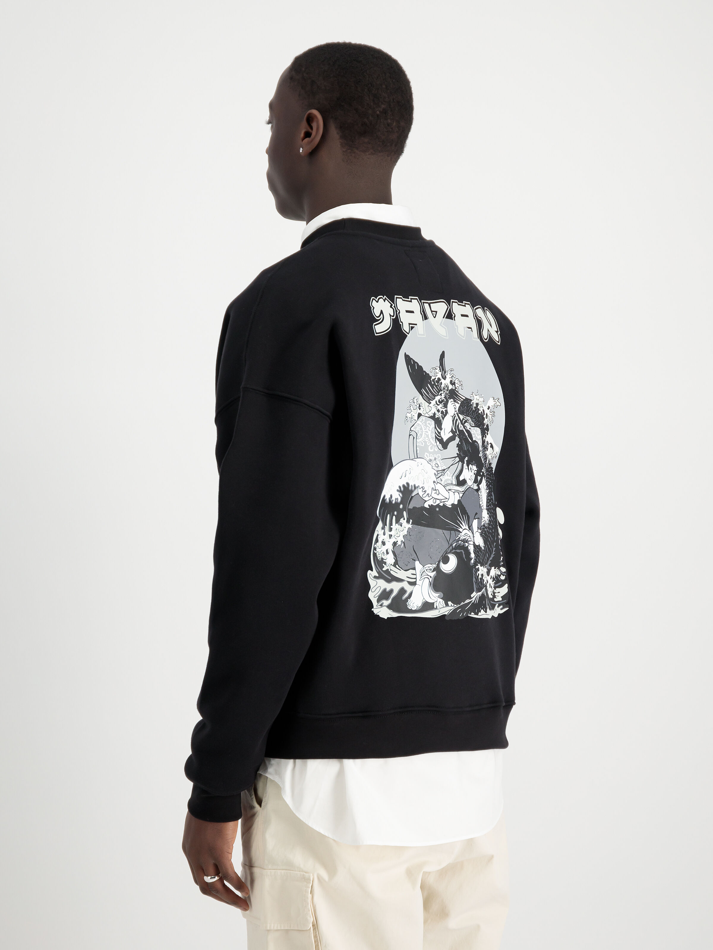 Japan Wave Warrior Sweatshirt black/white 146309_95_2_model_00004_124392