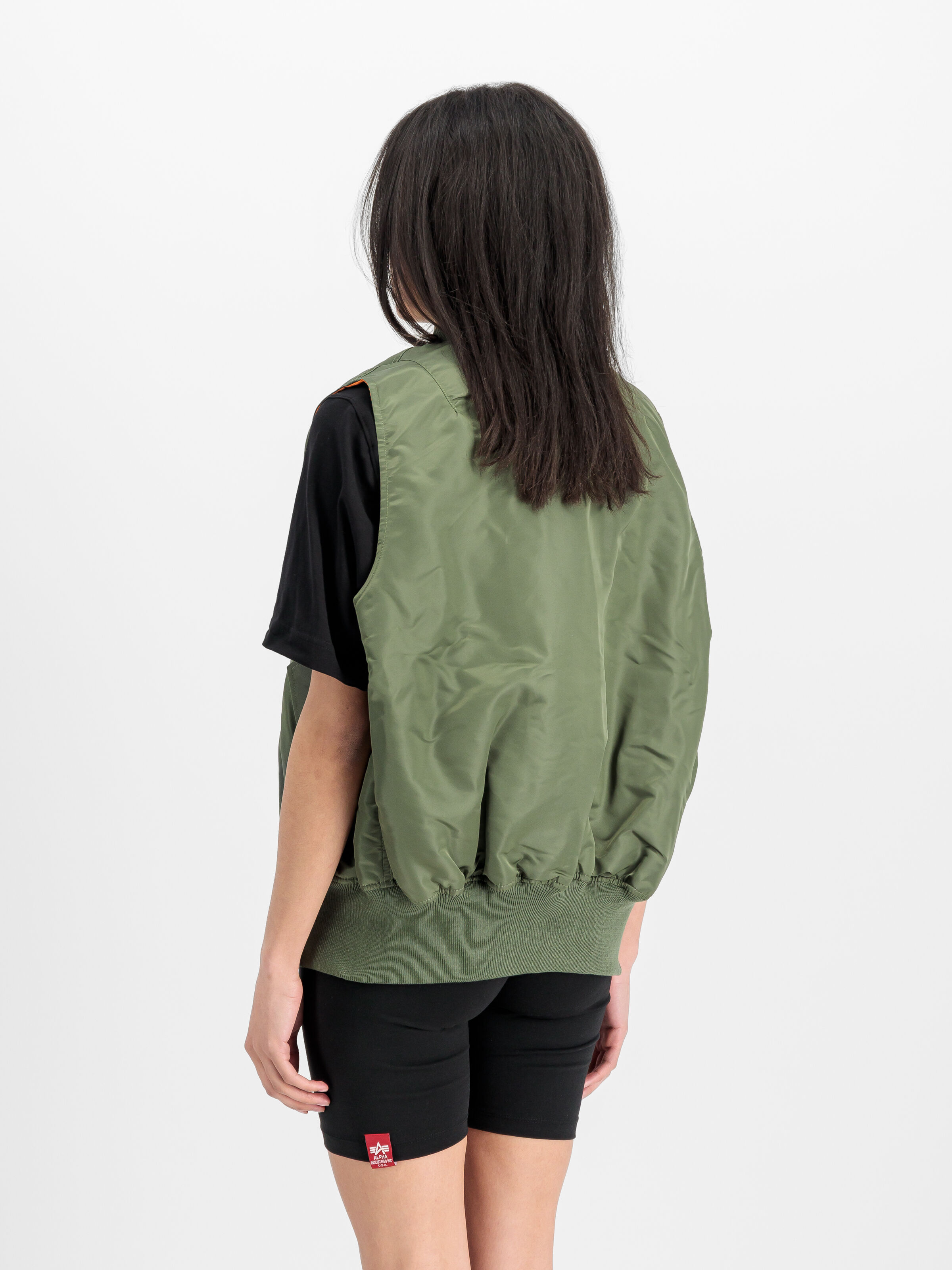 MA-1 Heritage Vest sage-green 156146_01_2_model_00003_159684