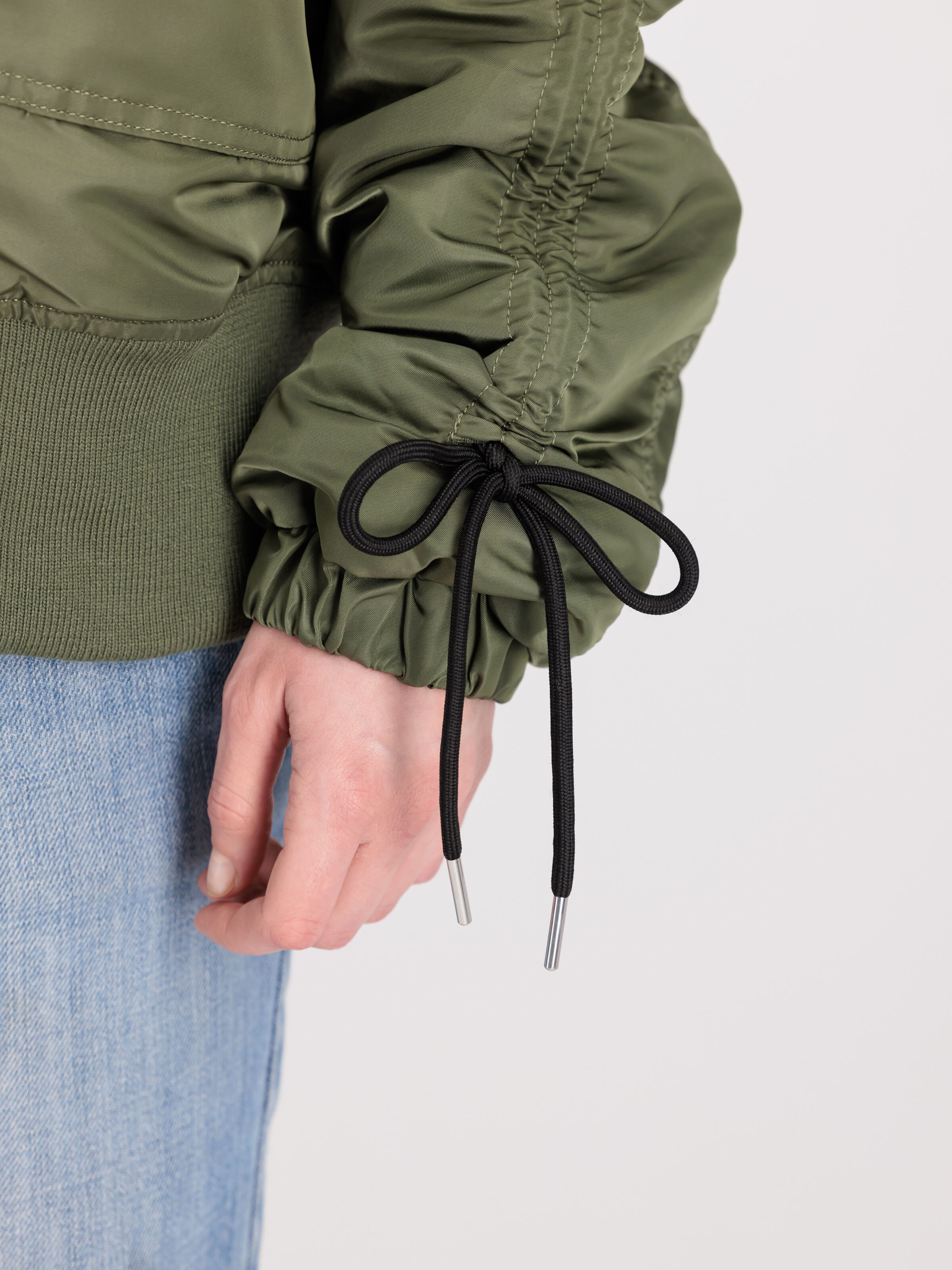 CWU MA-1 Two Colored Bomber Jacket Wmn sage-green 136019_01_3_detail_00002_116039