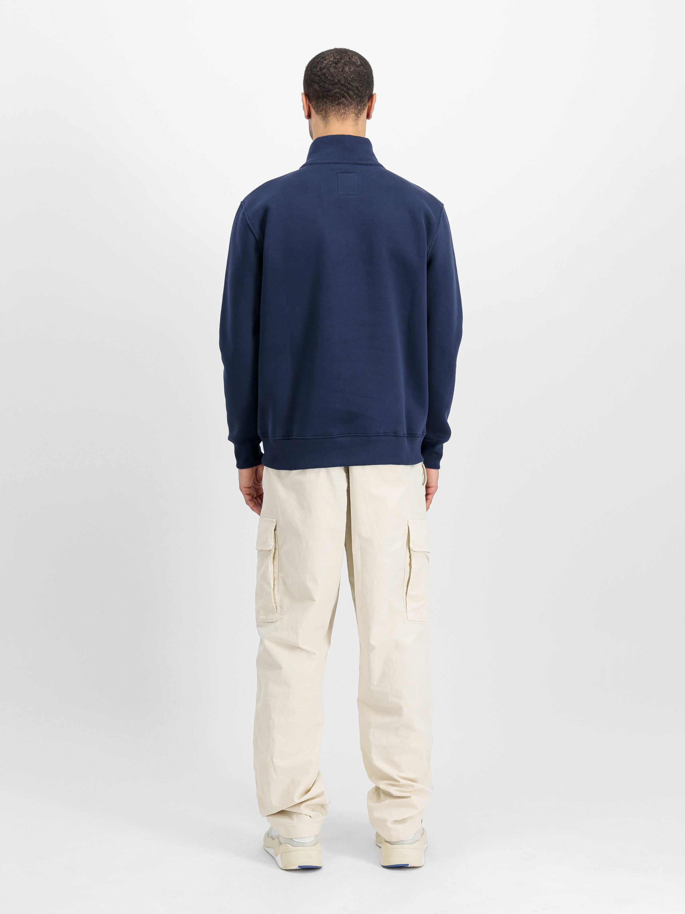 Half Zip Small Logo Sweatshirt ultra navy 108308_697_2_model_00002_125610