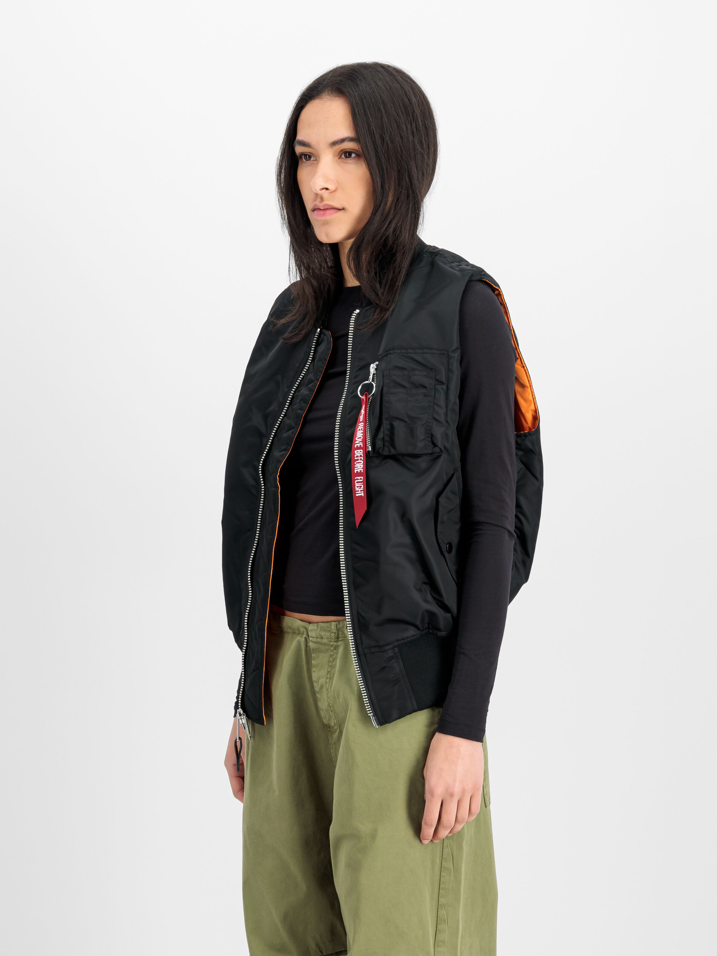 MA-1 Heritage Vest black 156146_03_2_model_00002_159715