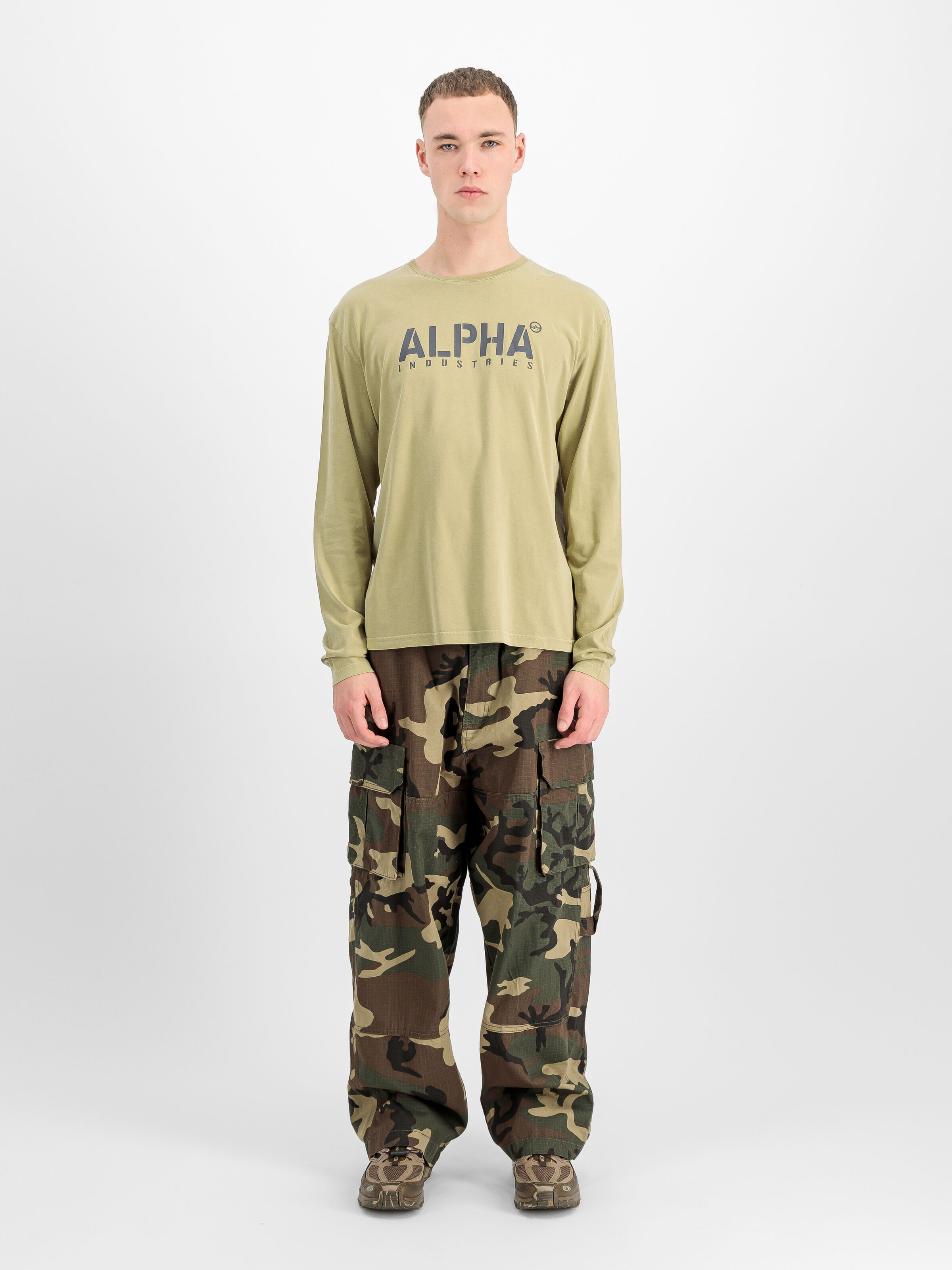 Alpha Stencil Longsleeve light olive 268583_82_2_model_00001_220890