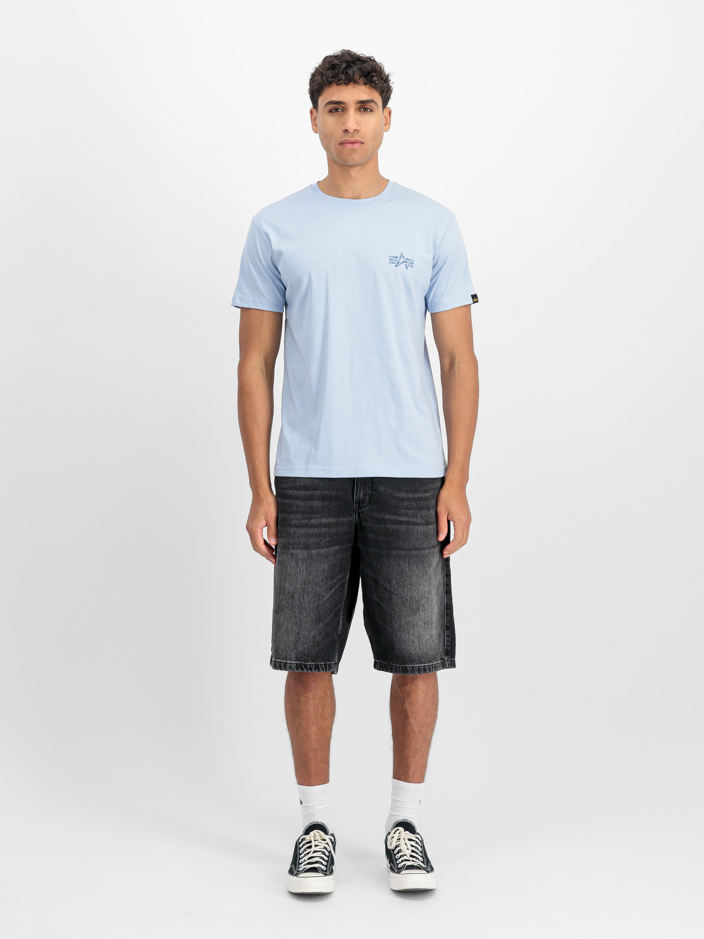 Signature Backprint T-Shirt artic blue 148516_40_2_model_00001_196721