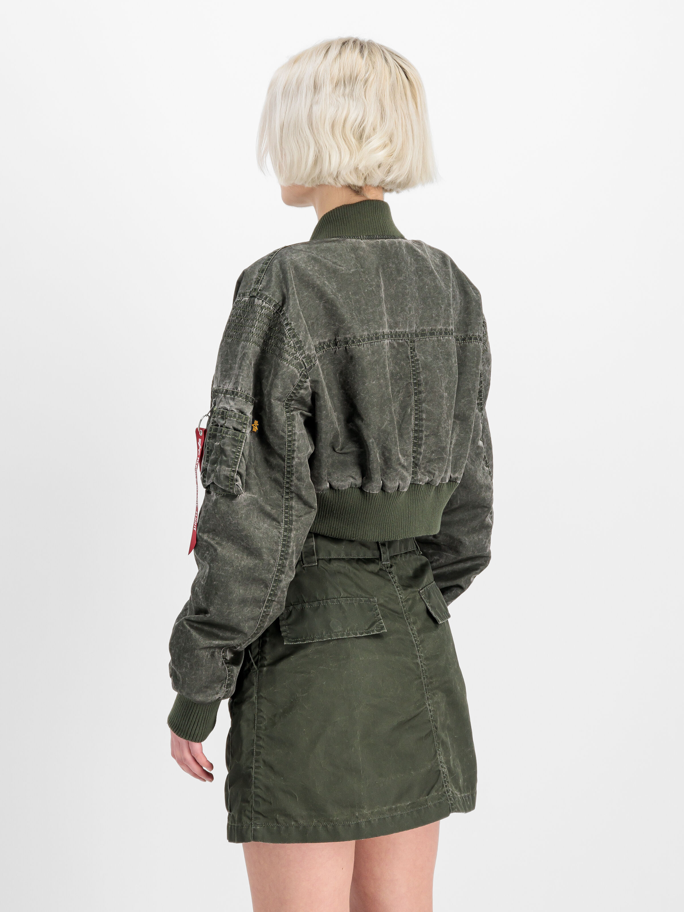 MA-1 Vintage Cropped Light Bomber Jacket Women dark olive 156002_142_2_model_00004_149583
