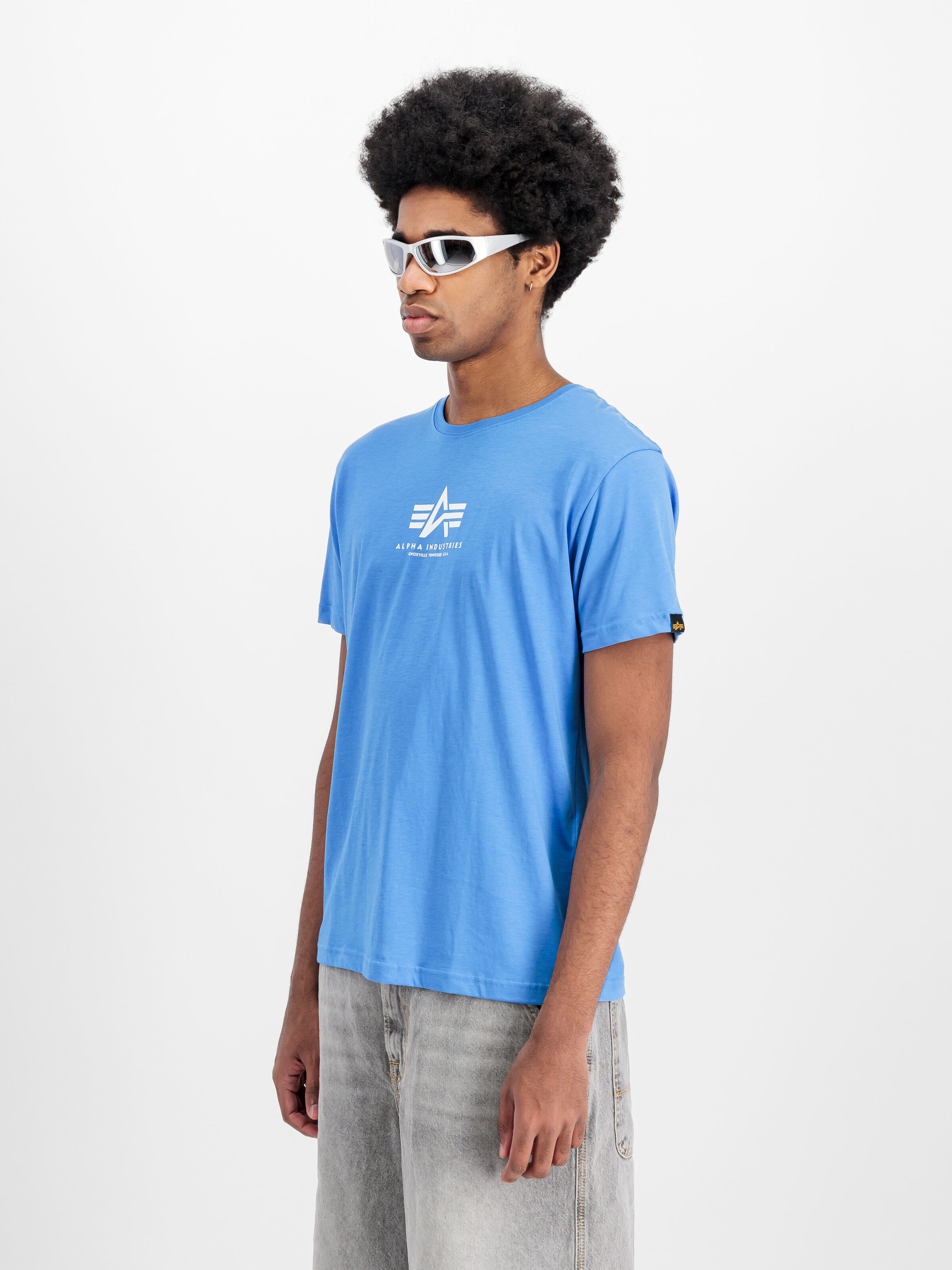Basic Mid Logo T-Shirt mediteranian blue 118533_737_2_model_00003_139840