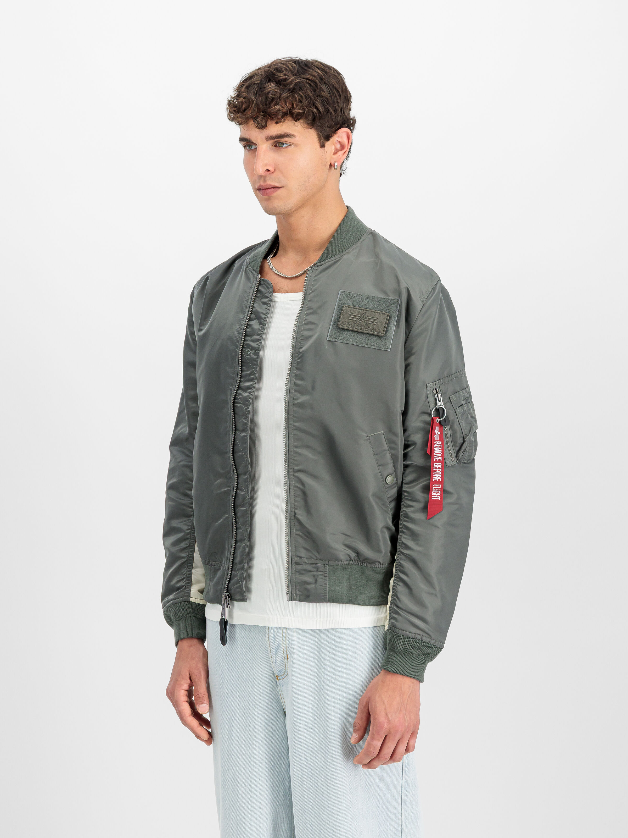 MA-1 TT Two Tone Custom Bomber Jacket vintage green 196107_432_2_model_00002_188709