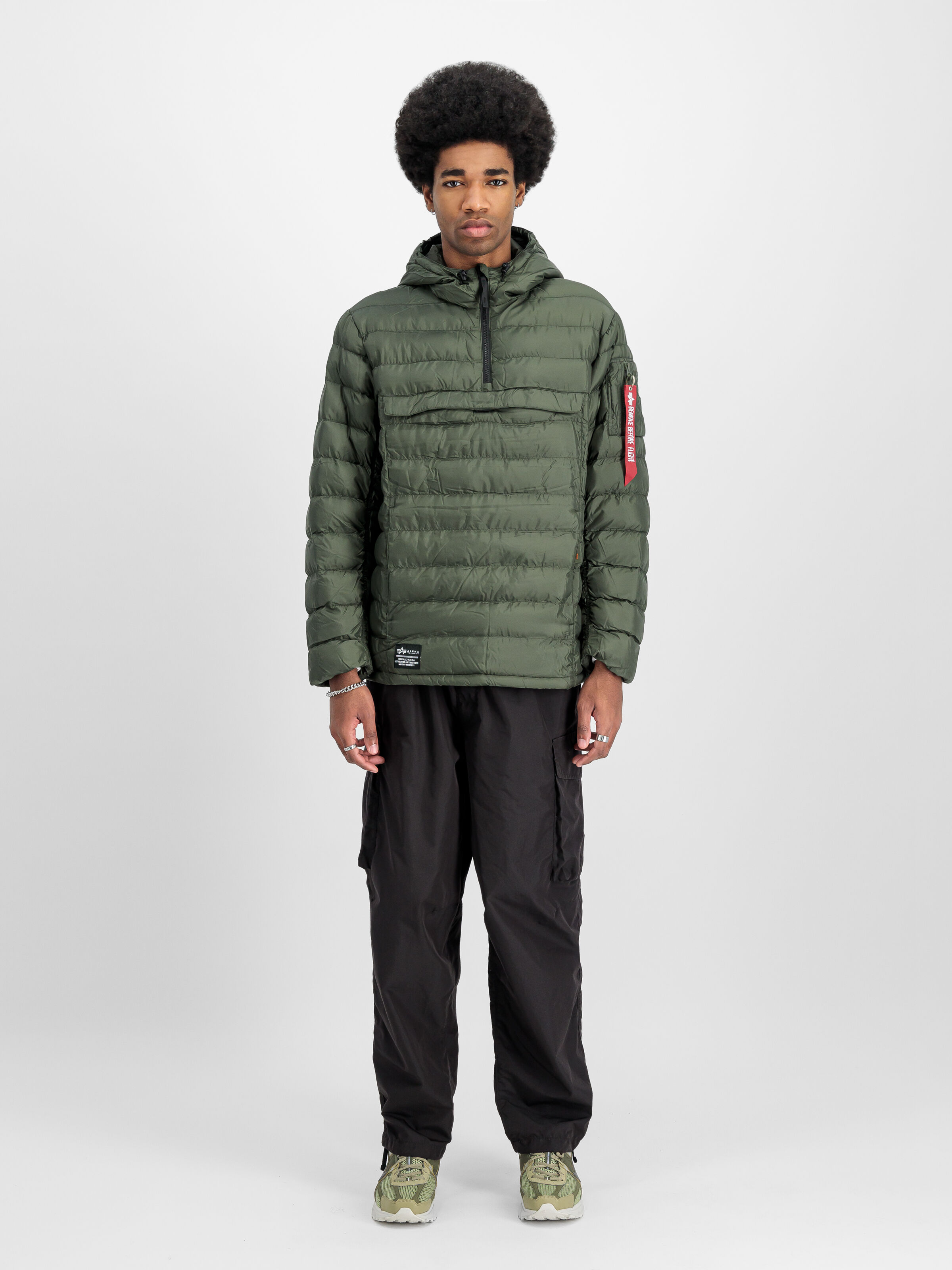 Puffer Anorak dark olive 138115_142_2_model_00001_130957