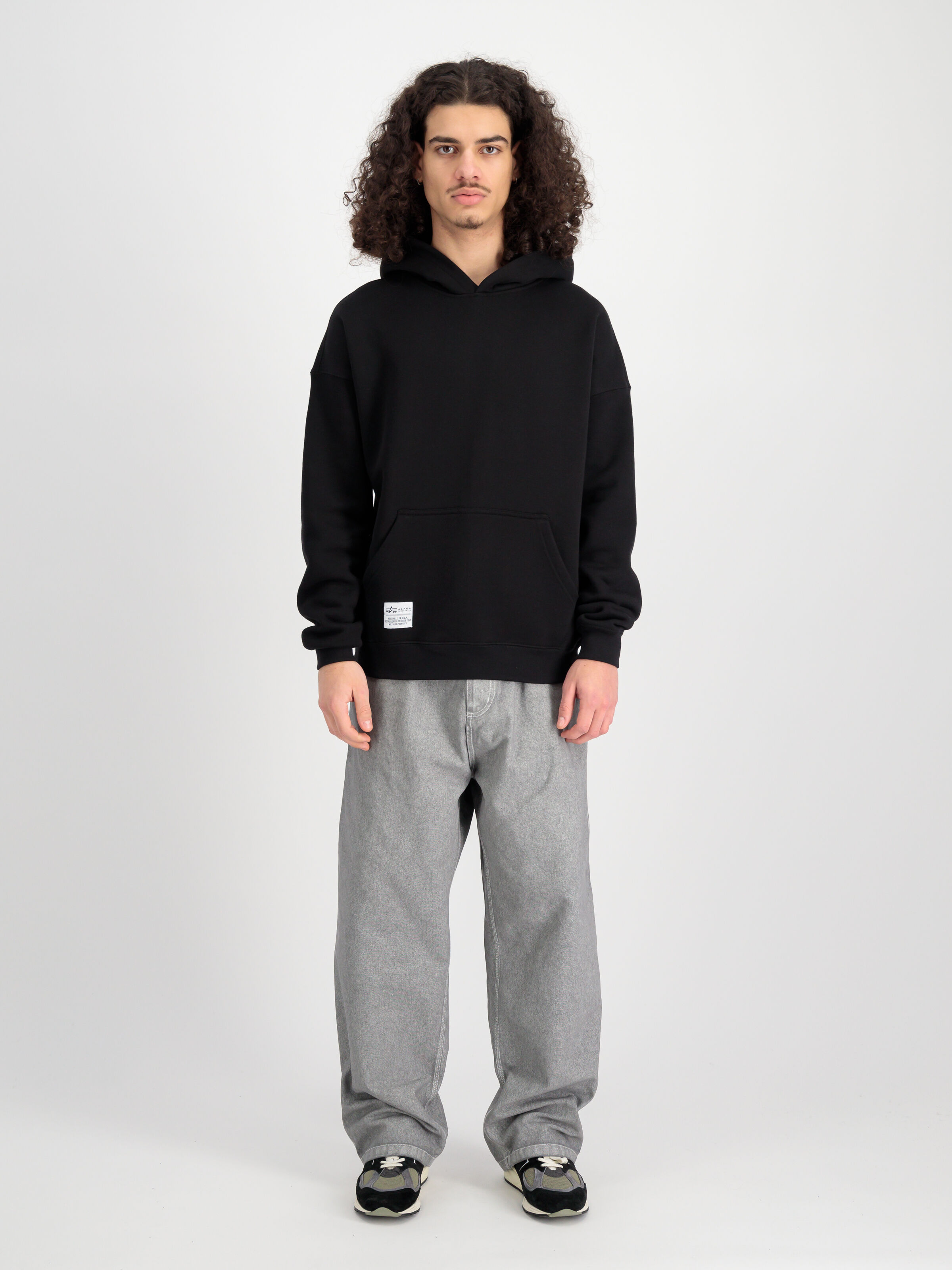 Logo Backprint Hoodie  black 146336_03_2_model_00001_99350