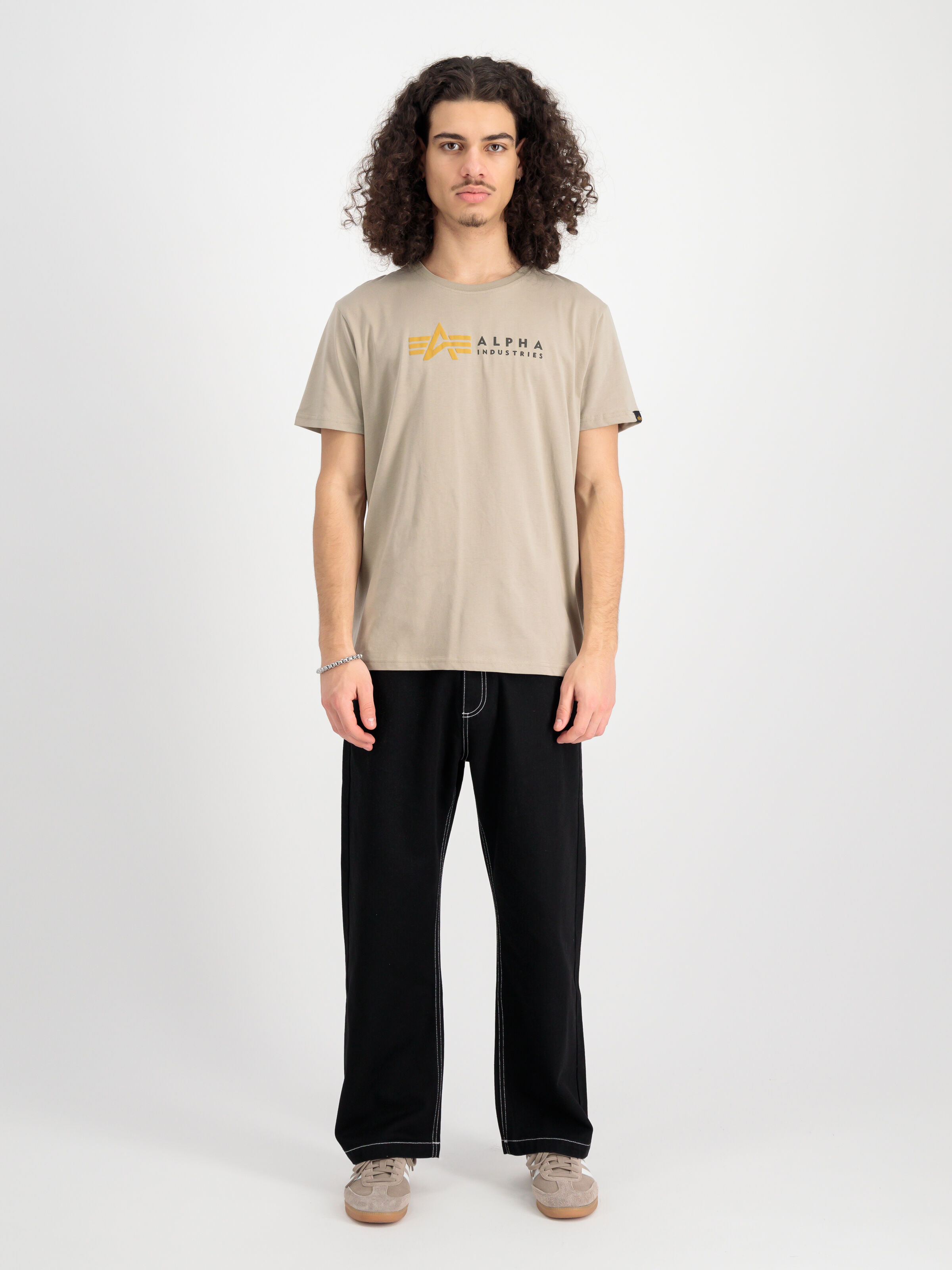 Alpha Label Puff Print T-Shirt vintage sand 118502PP_679_2_model_00001_111653