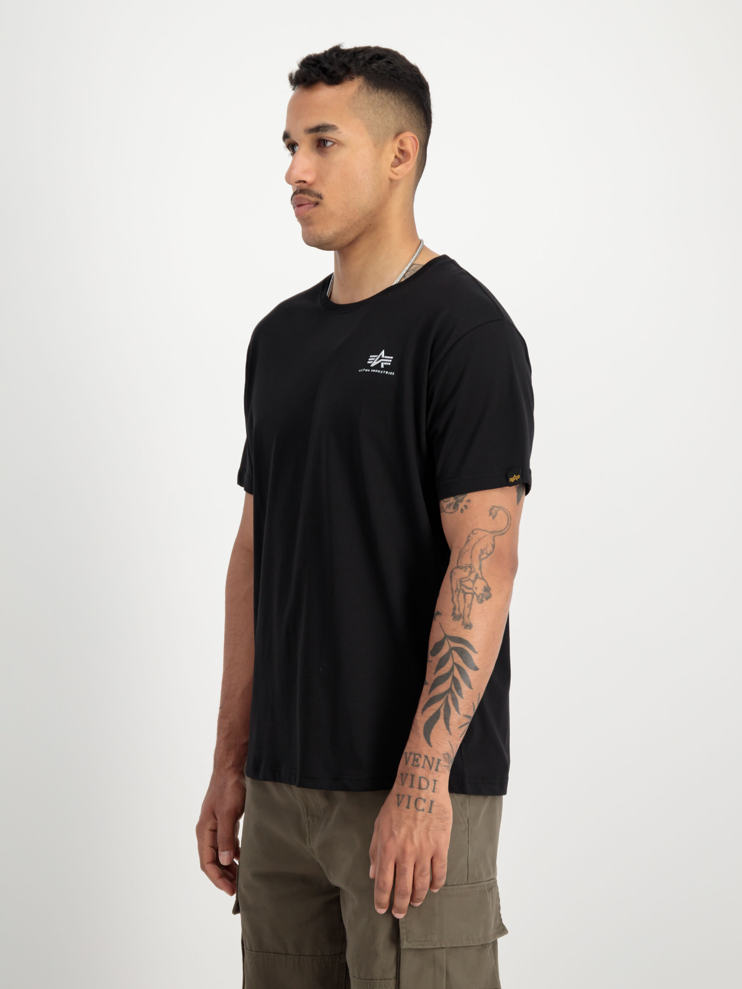 Basic Small Logo TPU T-Shirt black/chrome 148526_373_2_model_00003_97924
