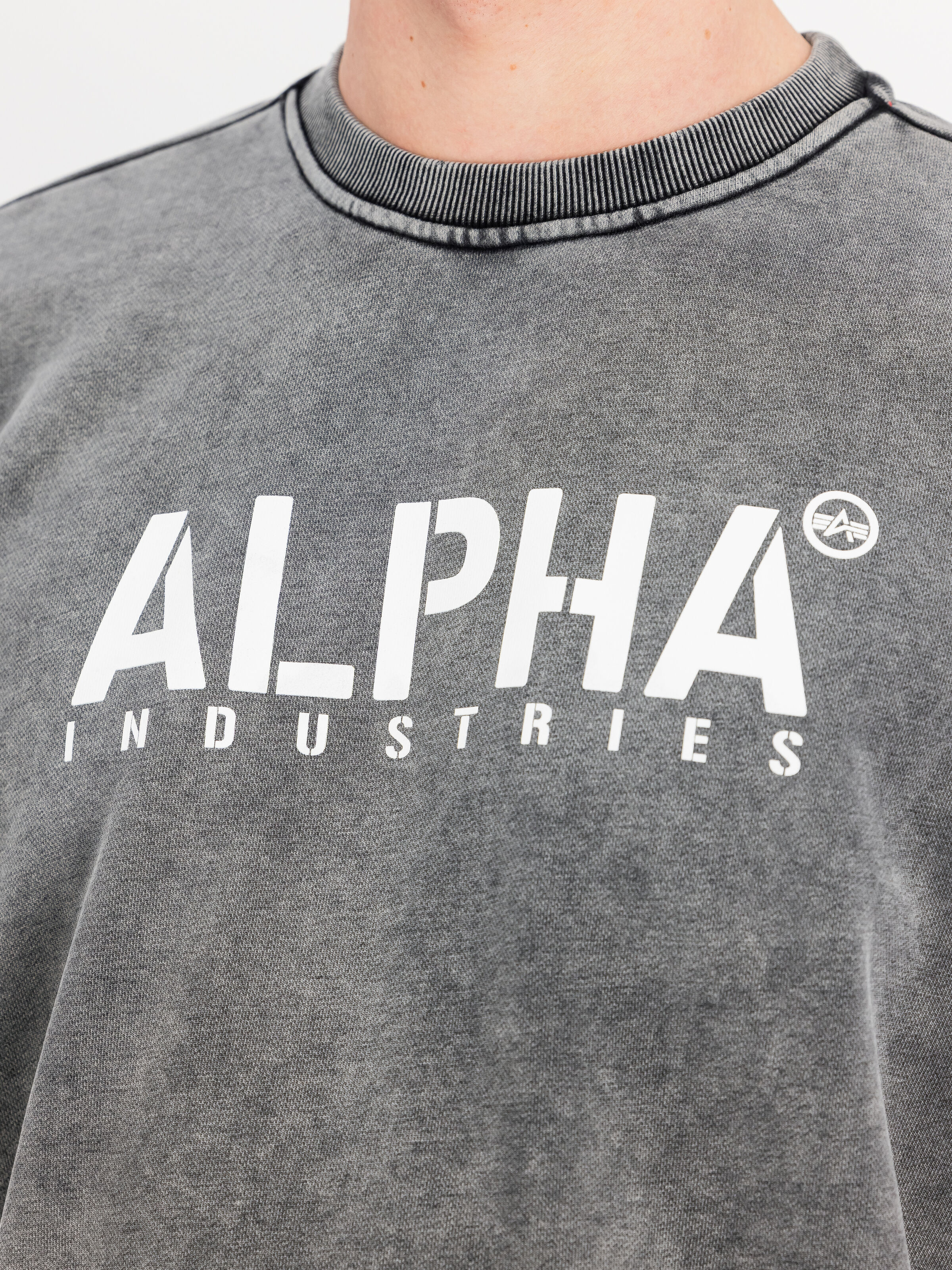 Alpha Stencil Sweatshirt black 266309_03_3_detail_00001_220143