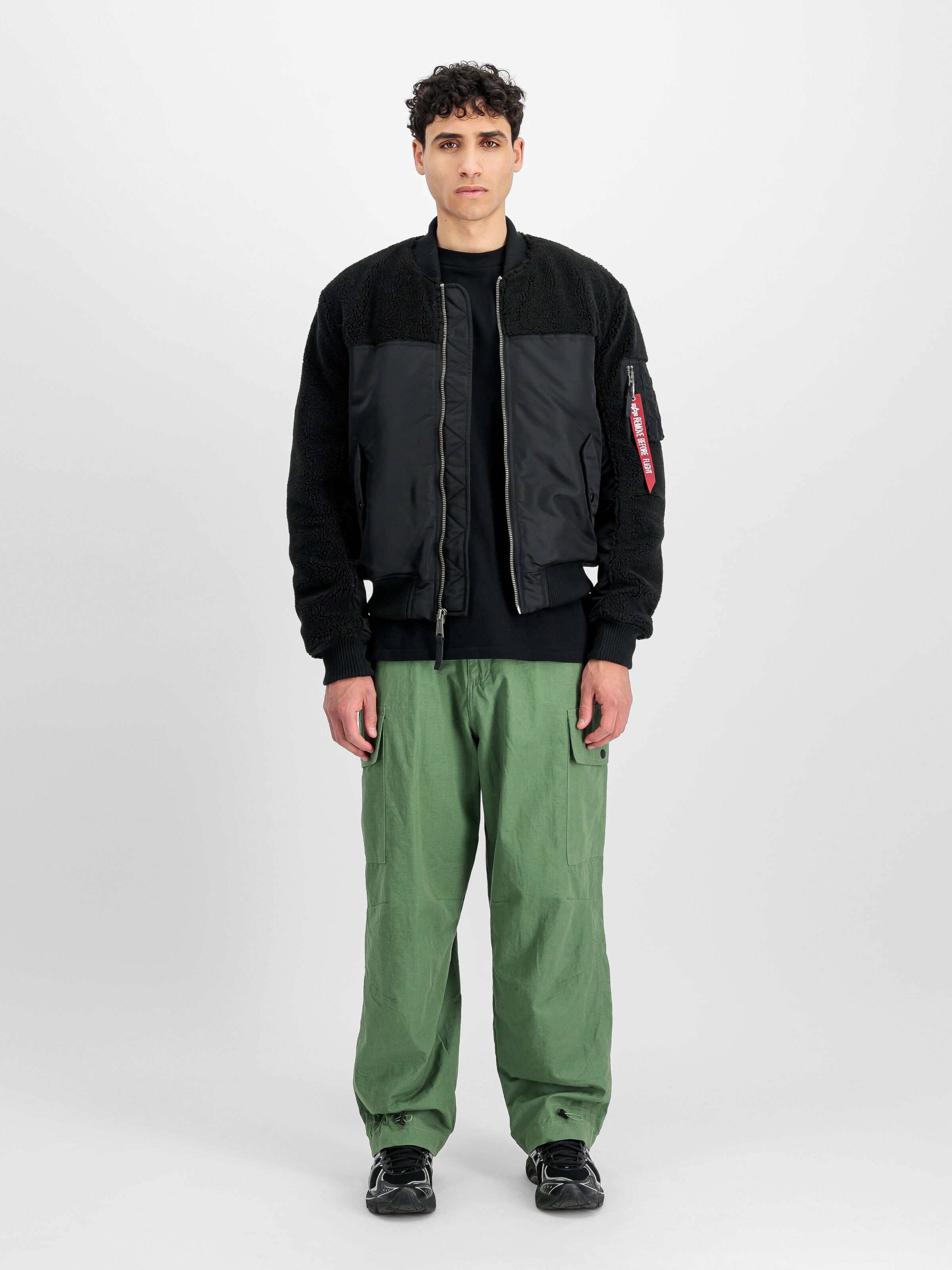 MA-1 Teddy Bomber Jacket black 258118_03_2_model_00001_163110