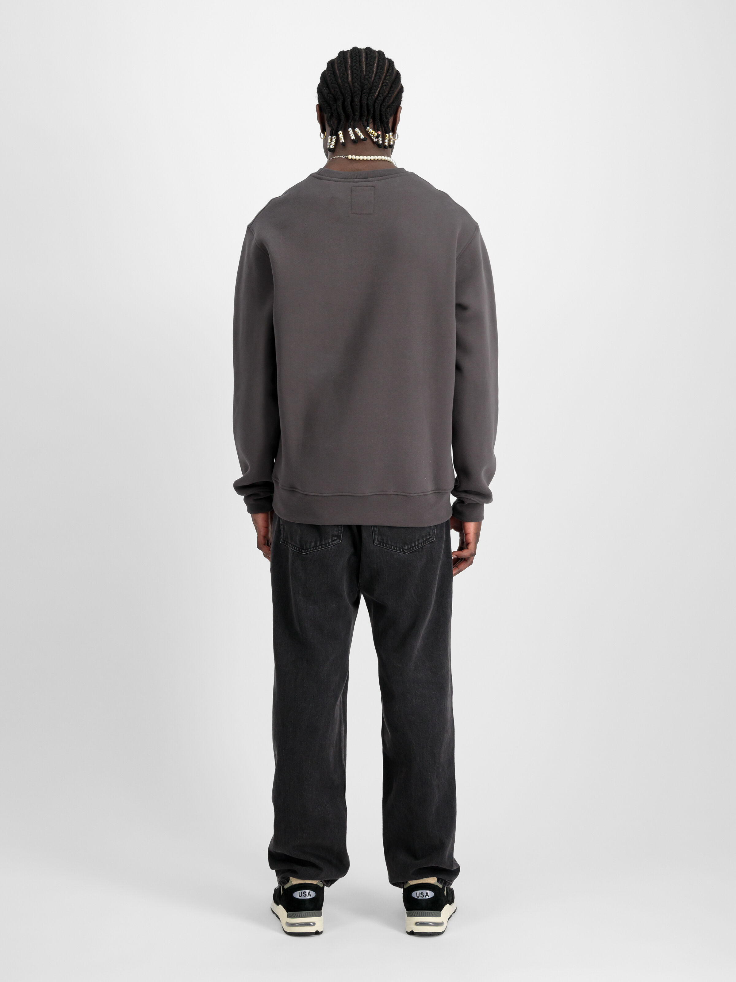 Smoke Logo Sweatshirt vintage grey 148308_684_2_model_00002_98622