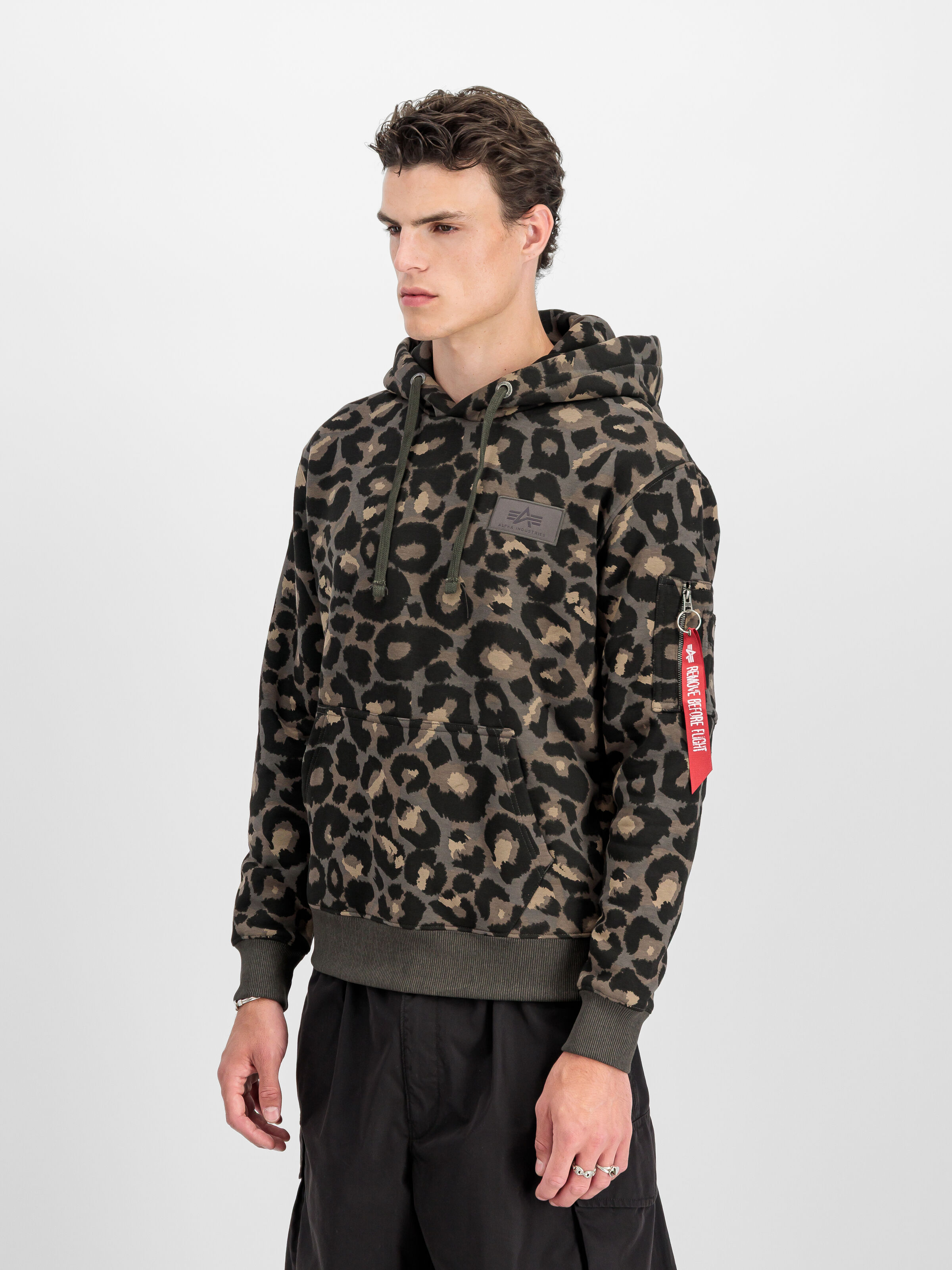 Backprint Camo Hoodie forest leo camo 178318C_302_2_model_00002_184624
