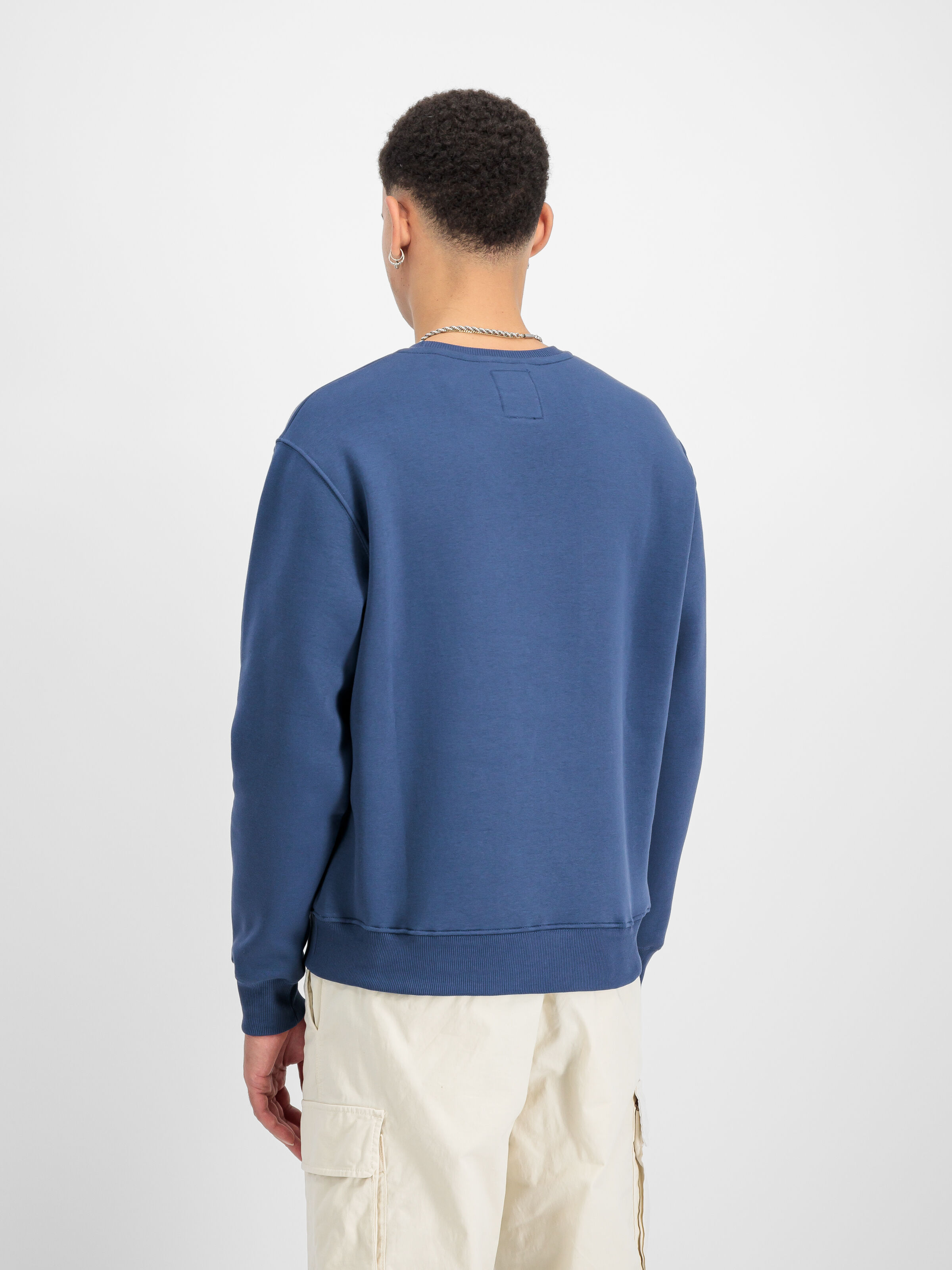 Basic Big Logo Sweatshirt new navy/wheat 178302_463_2_model_00003_185103