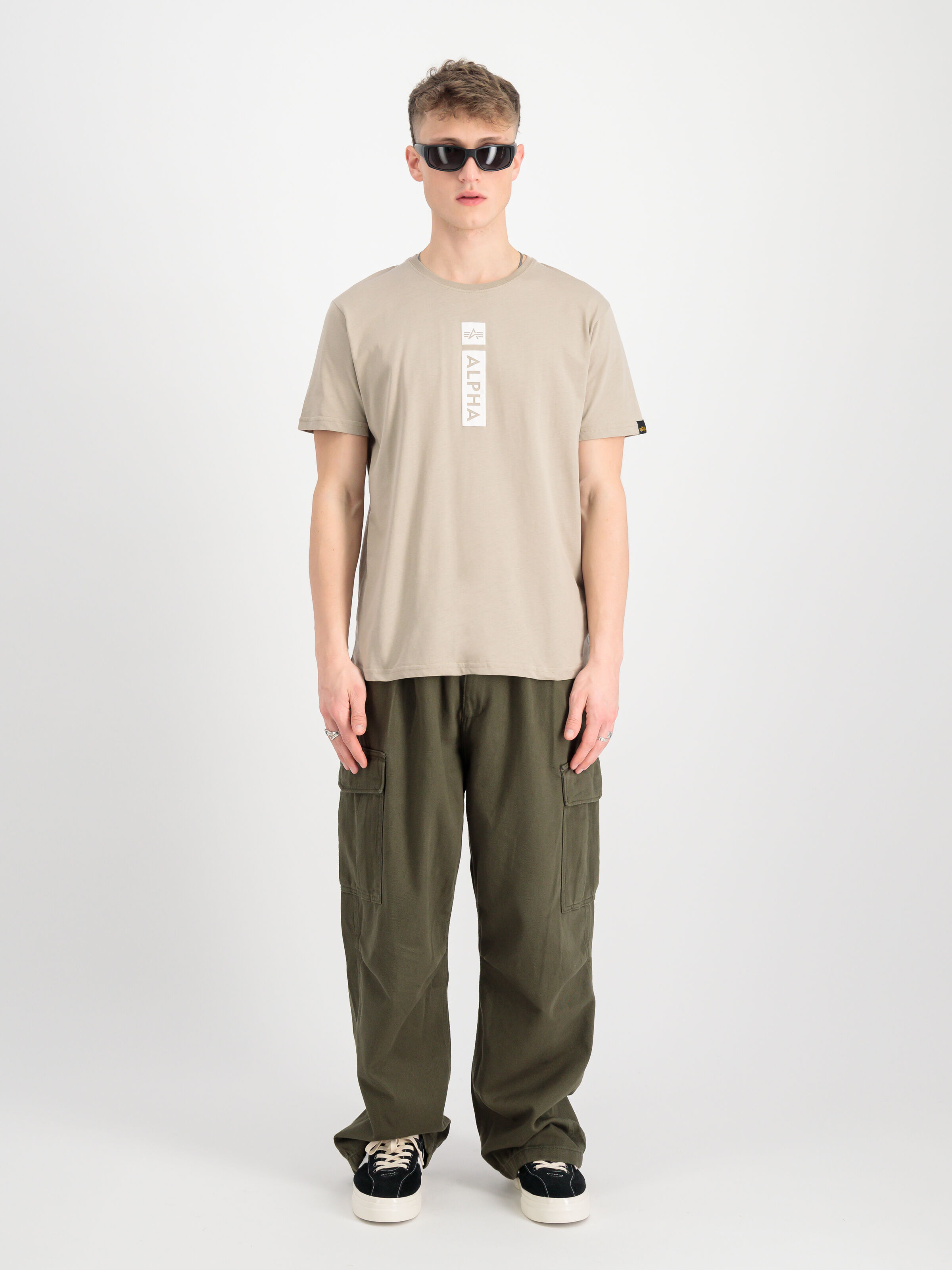 Alpha Puff Print T-Shirt vintage sand 146509_679_2_model_00001_118679