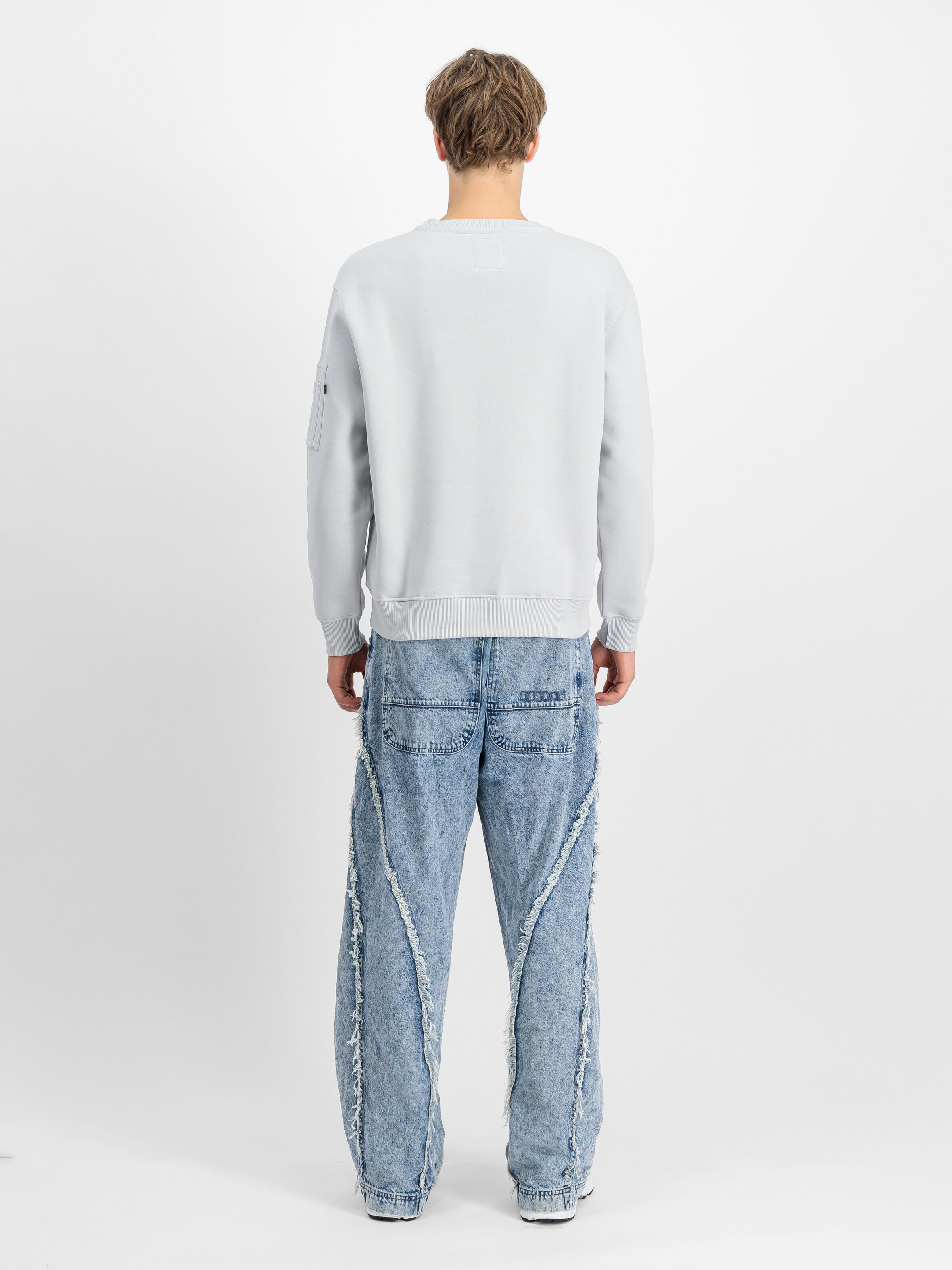 Logo Edge Sweatshirt pastel grey 148306_666_2_model_00002_107849