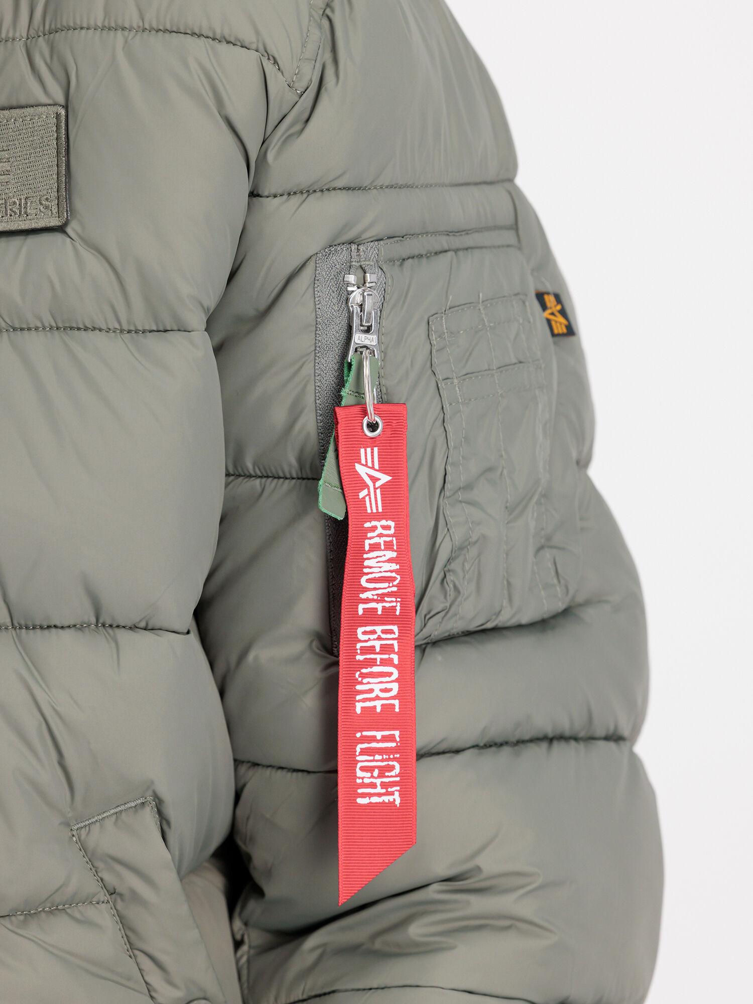 MA-1 Puffer Faux Down Zip Hood Bomber Jacket vintage green 118108_432_alpha_industries_ma_1_zh_puffer_fd_006_124207