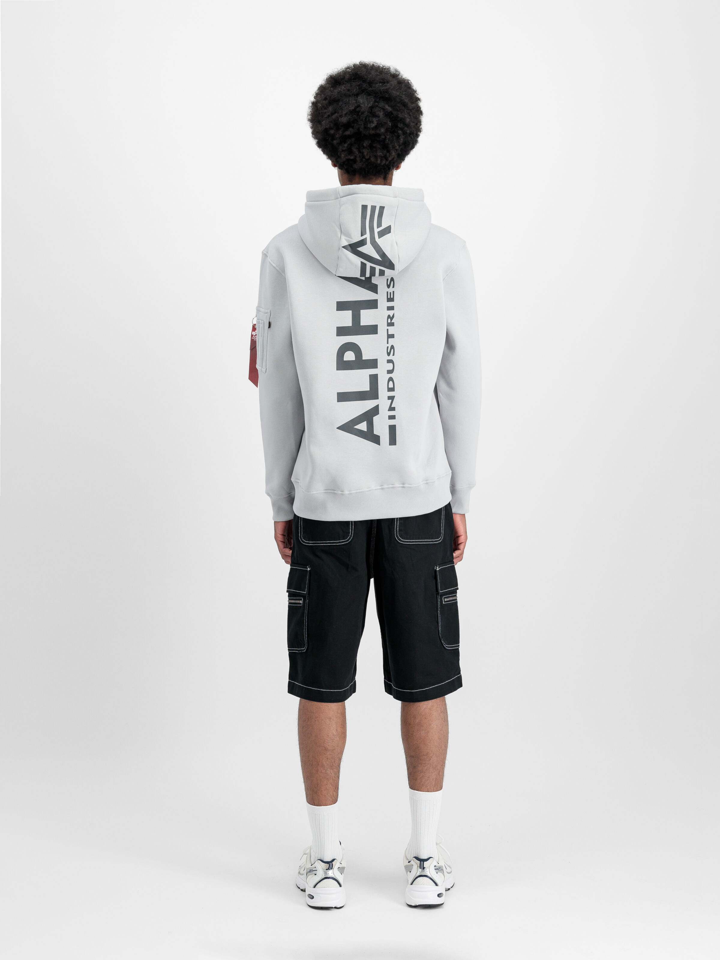 Backprint Hoodie pastel grey 178318_666_2_model_00002_131340