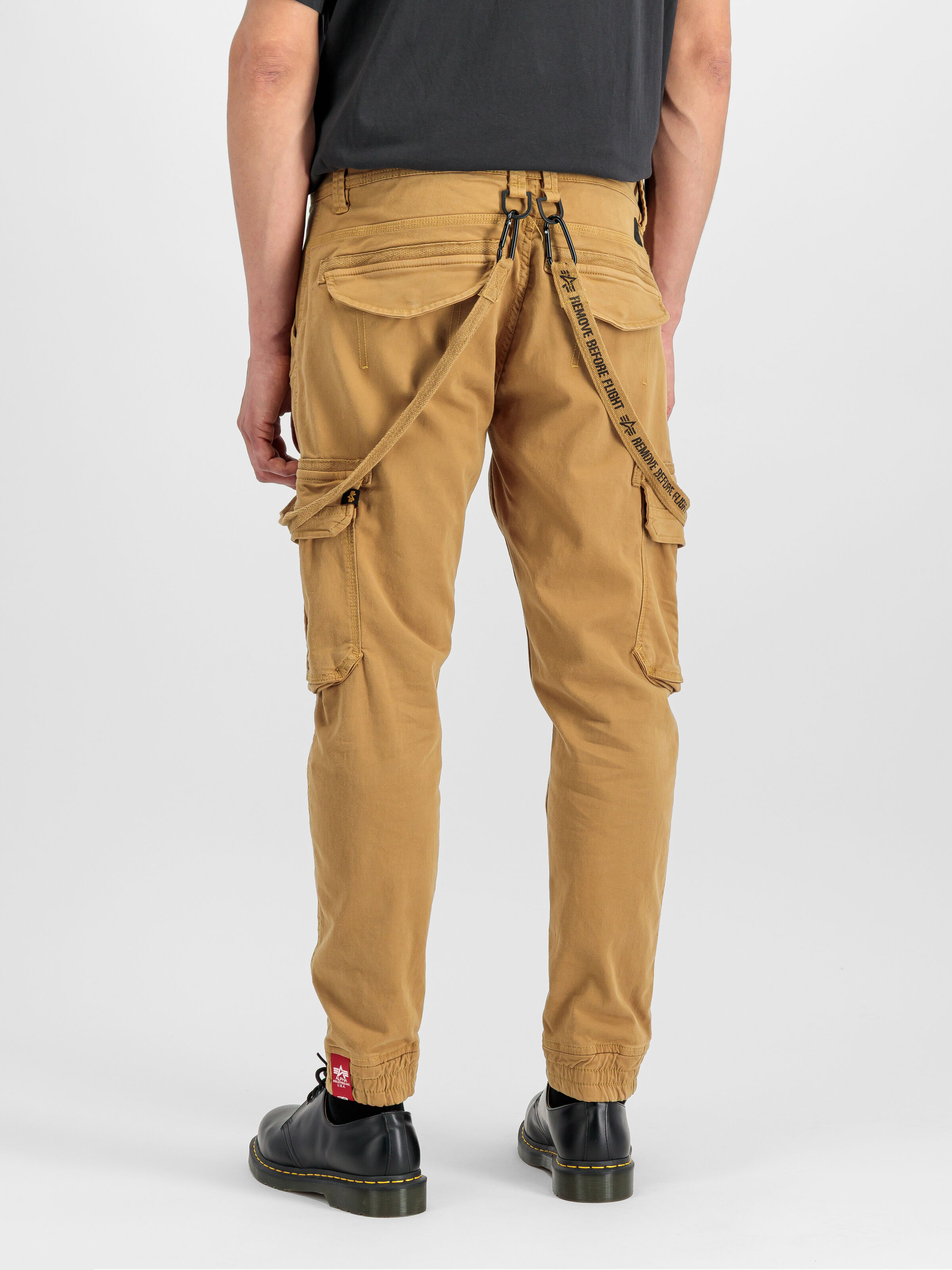 Utility Pant khaki 128202_13_2_model_00003_190277