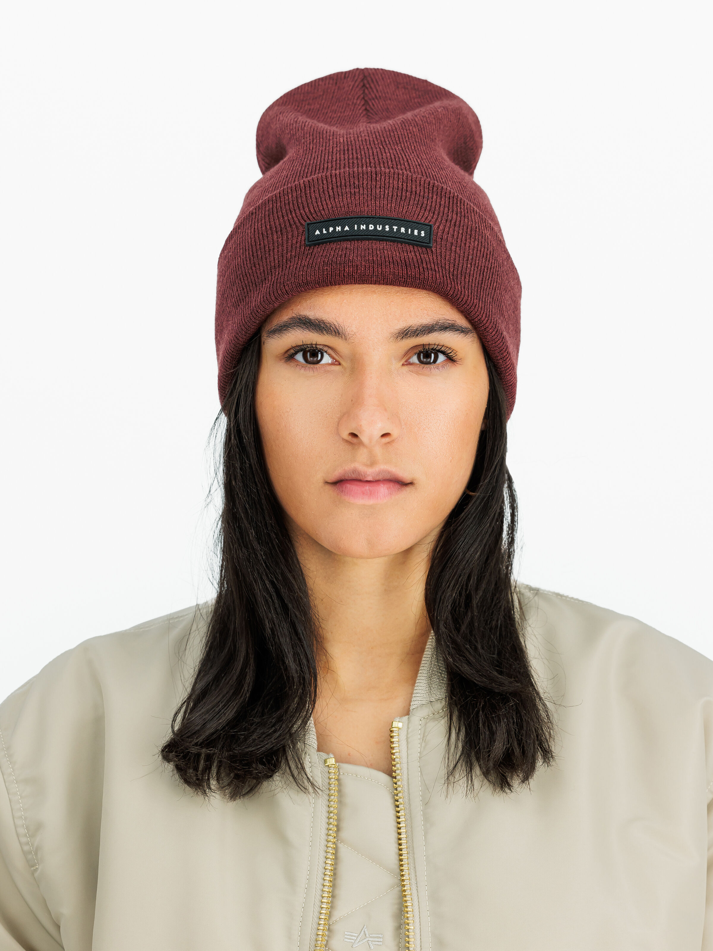 Rubber Logo Beanie dark cherry 258902_608_2_model_00001_161805