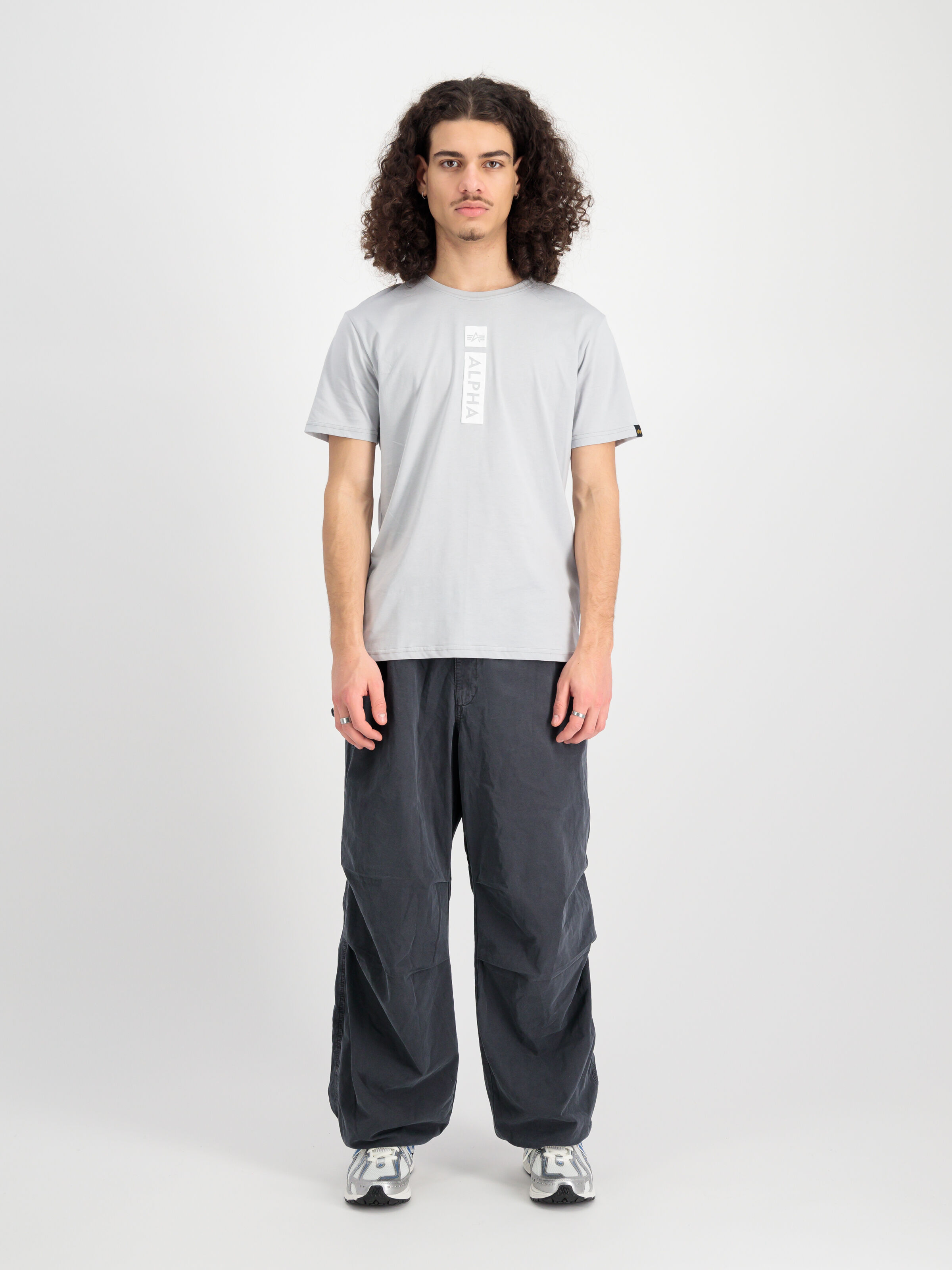 Alpha Puff Print T-Shirt pastel grey 146509_666_2_model_00001_118686