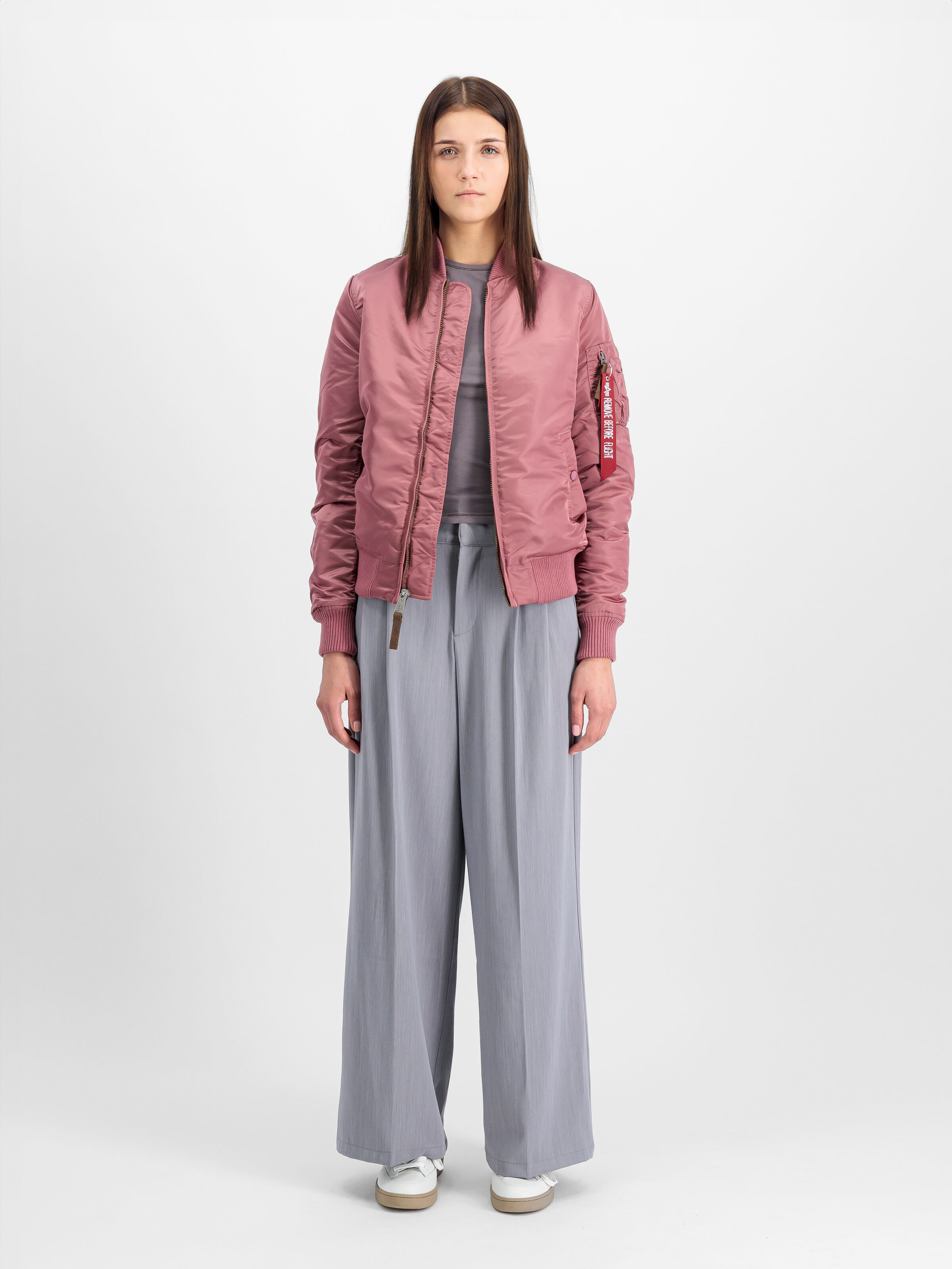 MA-1 VF 59 Bomber Jacket Women dusty pink 133009_60_2_model_00001_119927