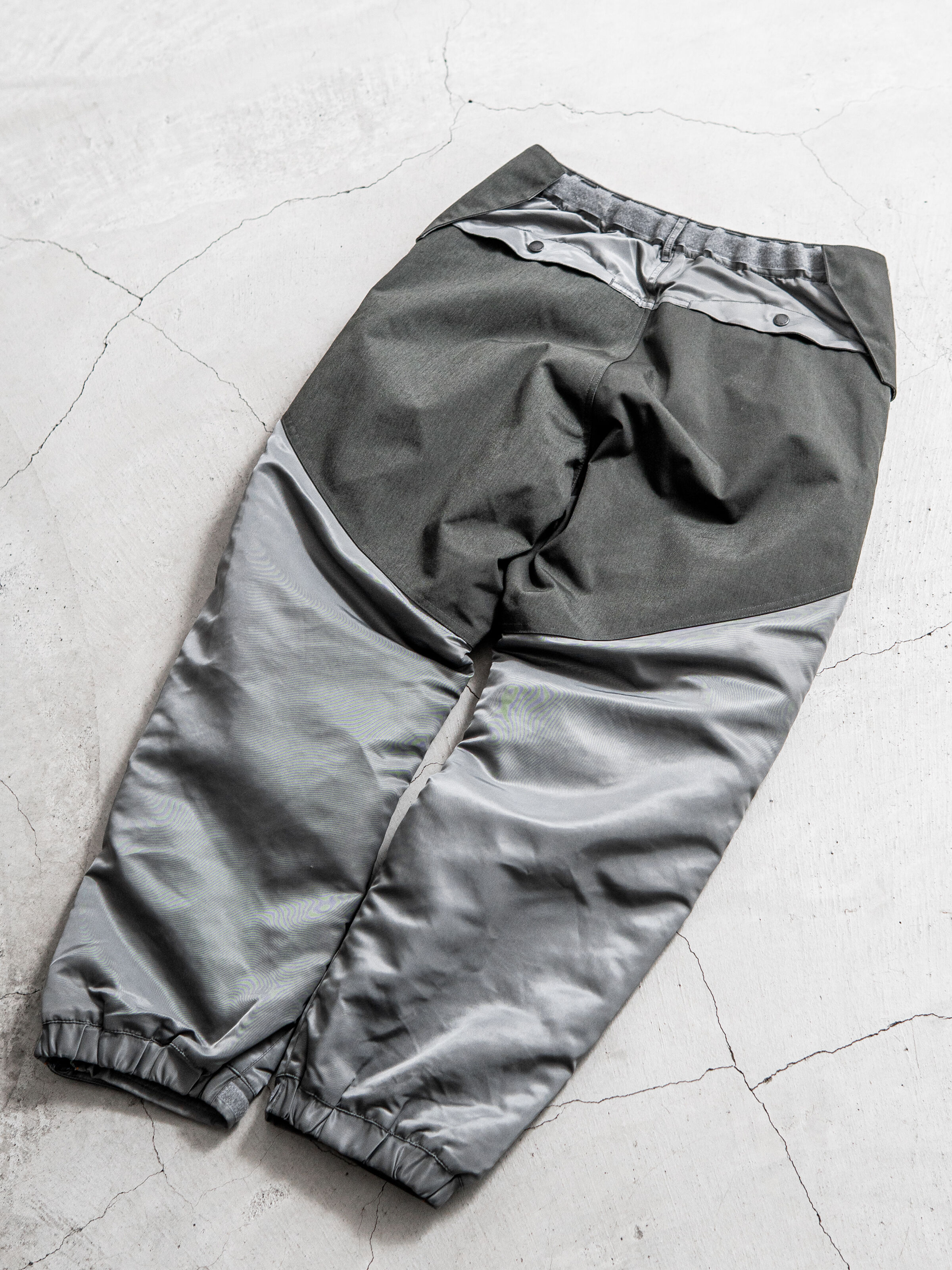 ALPHA x NORBIT Side Opening Padding Samue Pant vintage grey 258124_684_1_flatlay_00002_208777