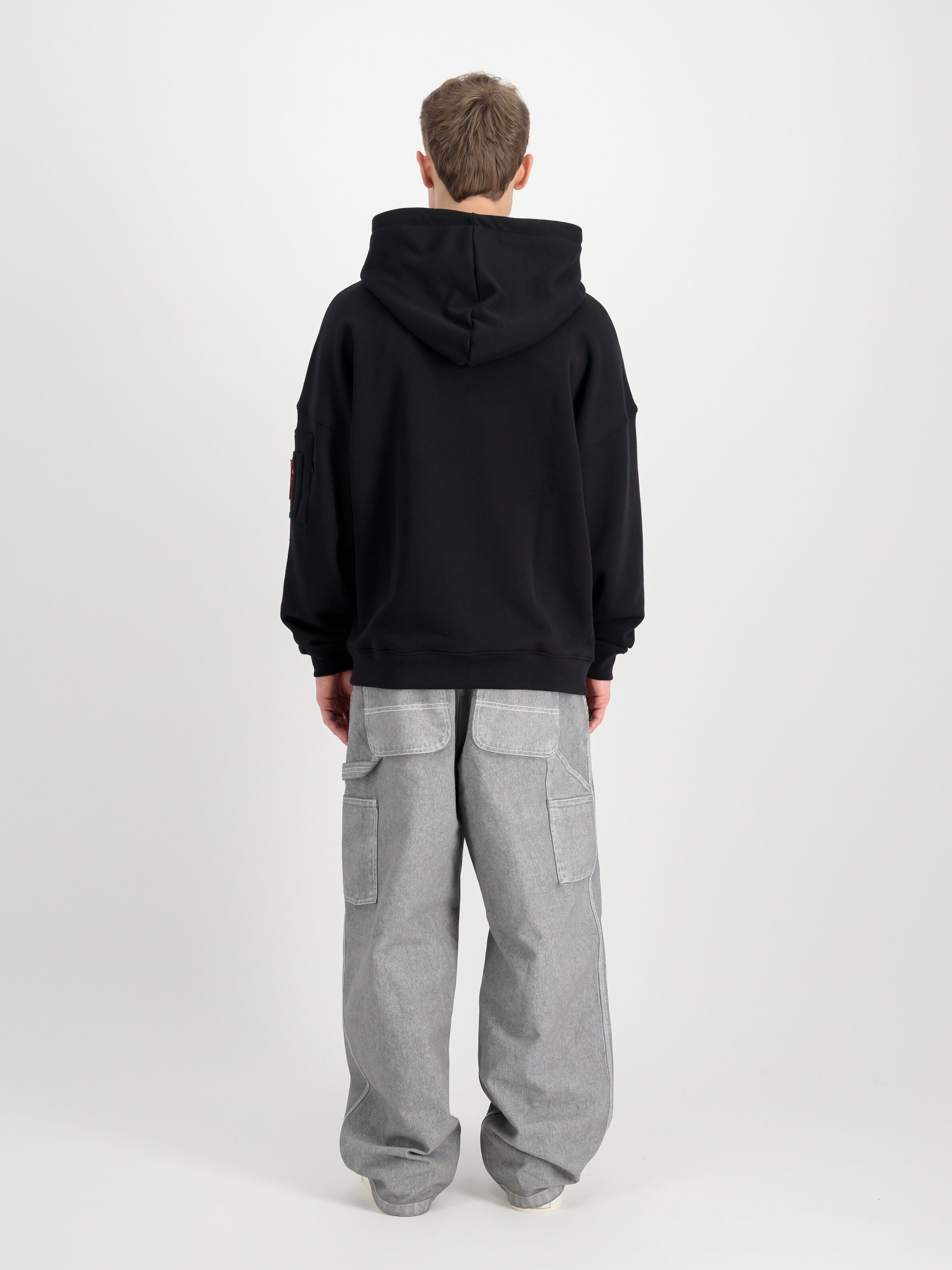Alpha Essentials Rubber Logo Hoodie black 146335_03_2_model_00002_99328