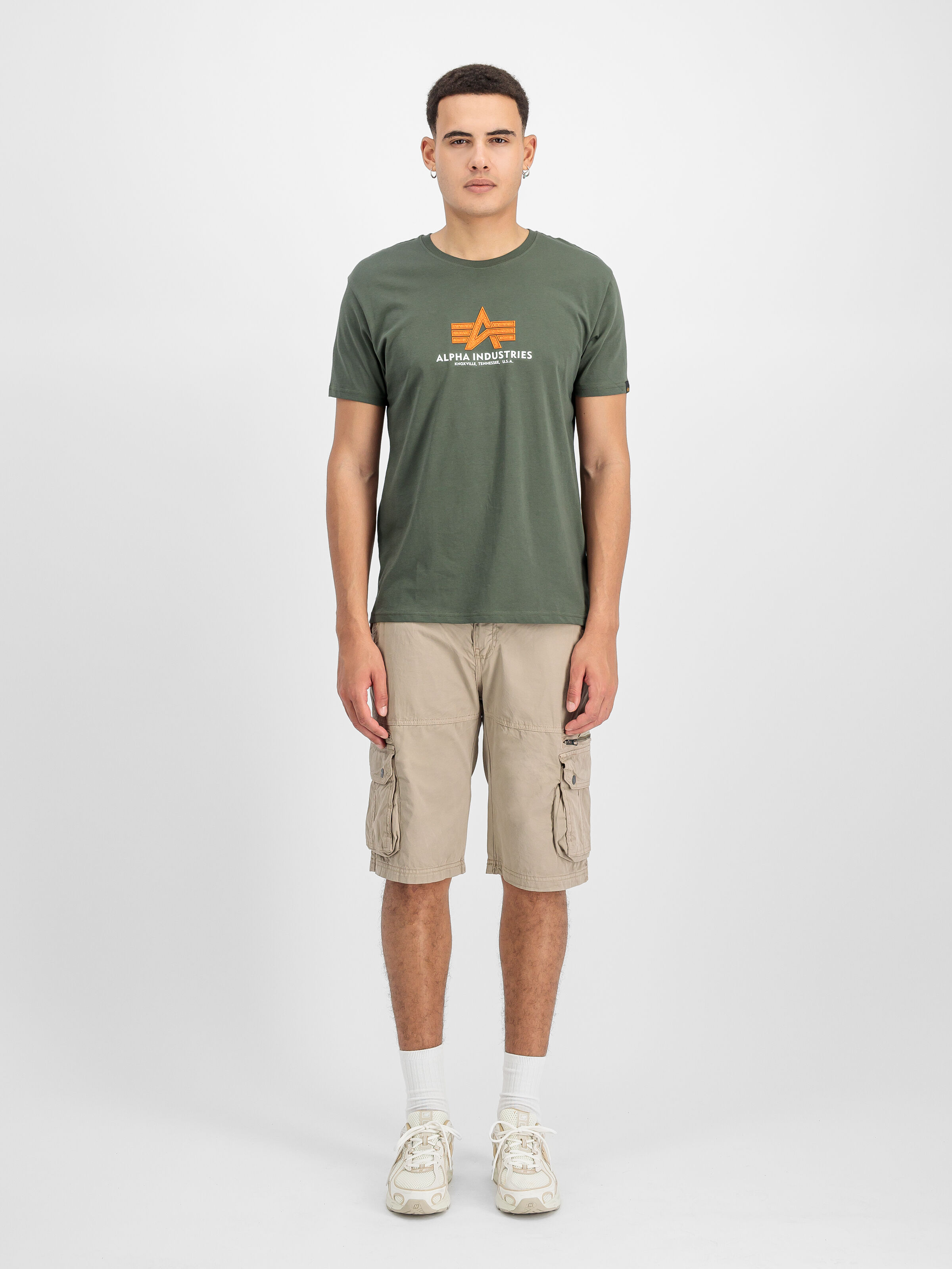 Alpha Short vintage sand 136250_679_2_model_00001_184662
