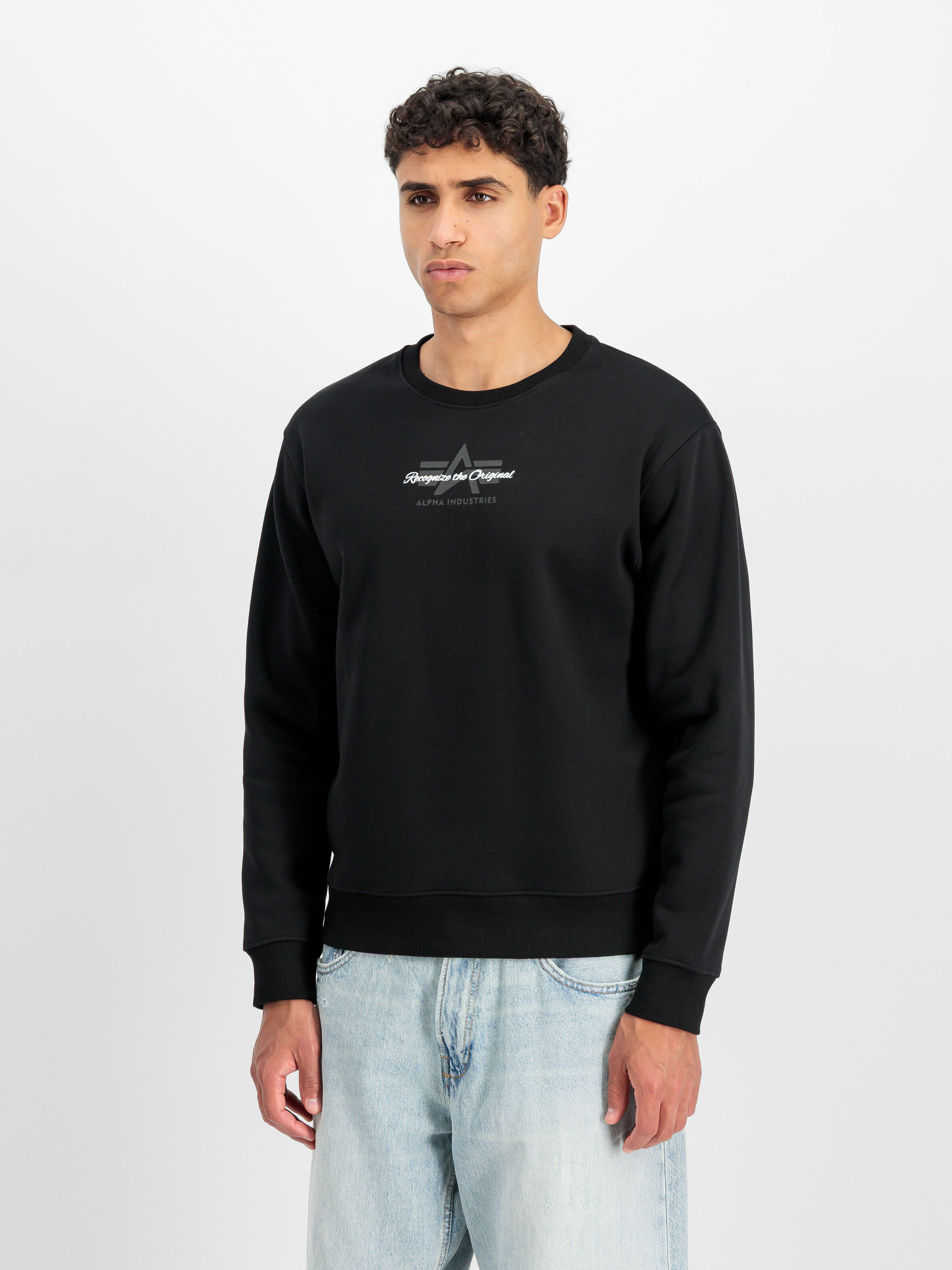 Foam Mid Logo Sweatshirt black 266305_03_2_model_00002_196033